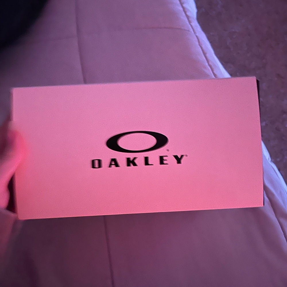 Oakley line mine L Chloe Kim signature series snow goggles in purple